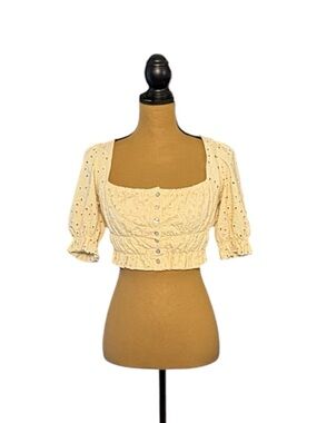Urban Outfitters Cream Eyelet Puff Sleeve Crop Top Smocked Milkmaid Blouse M